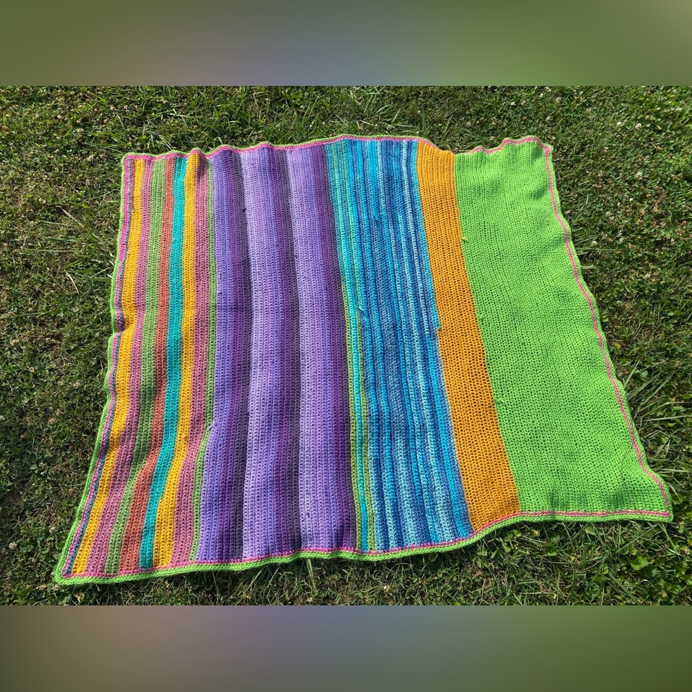 vintage crochet colorful random stripes afghan or blanket or throw - Picture 1 of 2